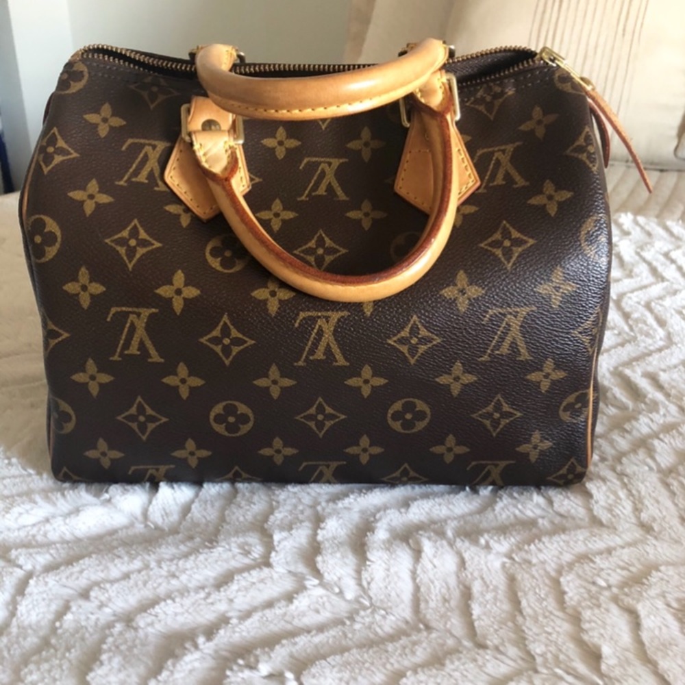 *SOLD* Authentic LV Speedy 25 - Picture 3 of 8